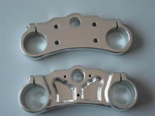 摩托车配件产品摩托车上下连板